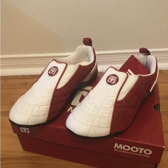 MOOTO Youth Leopard Martial Arts Taekwondo Shoes White/red - Picture 1 of 5